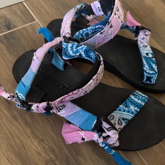 ARIZONA LOVE Trekky Bandana Sandals TDY Blue Pink - Picture 7 of 8